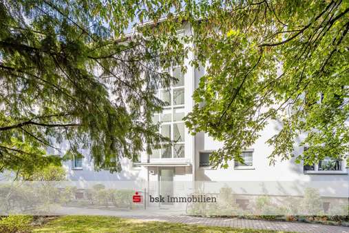 Hausansicht Hausansicht - Wohnung in 13407 Berlin mit 73m² kaufen