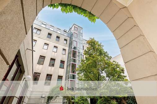 Blick auf den Aufzug Blick auf den Aufzug - Etagenwohnung in 10115 Berlin mit 83m² kaufen