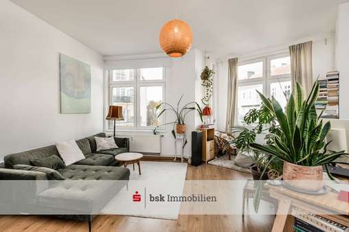 Wohnzimmer Wohnzimmer - Etagenwohnung in 10247 Berlin mit 85m² kaufen