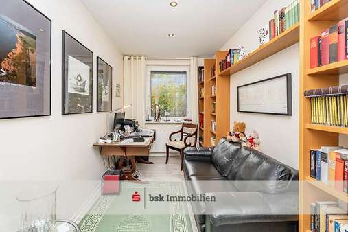 Kinder-/Arbeitszimmer Kinder-/Arbeitszimmer - Erdgeschosswohnung in 12437 Berlin mit 54m² kaufen