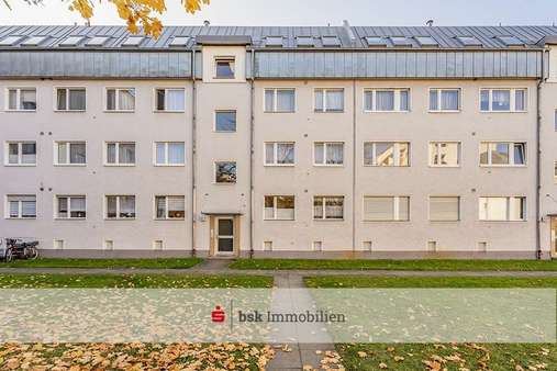 Haus Haus - Etagenwohnung in 12249 Berlin mit 65m² kaufen