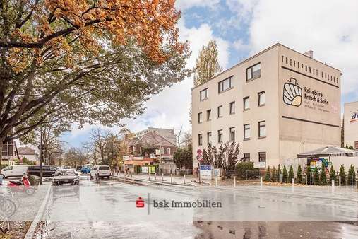 Straßenansicht - Etagenwohnung in 12355 Berlin mit 49m² kaufen