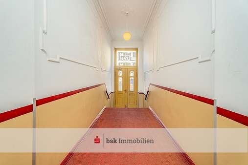 Hausflur Hausflur - Dachgeschosswohnung in 13156 Berlin mit 58m² kaufen