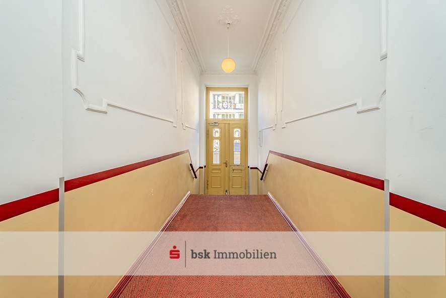 Hausflur Hausflur - Dachgeschosswohnung in 13156 Berlin mit 58m² kaufen