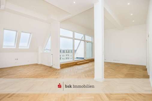 Küche und Wohnzimmer Küche und Wohnzimmer - Dachgeschosswohnung in 10717 Berlin mit 132m² kaufen