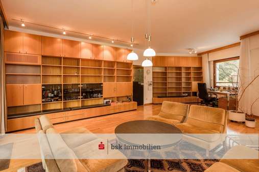 Wohnzimmer - Etagenwohnung in 14195 Berlin mit 103m² kaufen