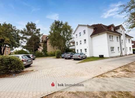 Hof  - Dachgeschosswohnung in 15537 Grünheide (Mark) mit 58m² kaufen