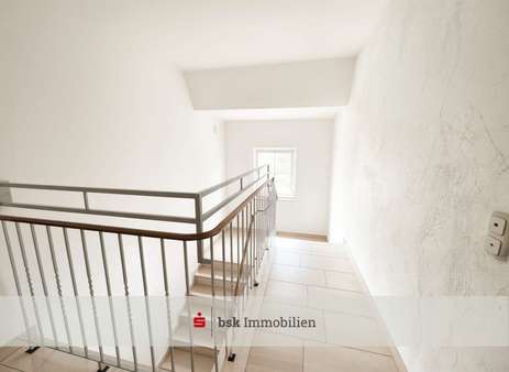 Treppenhaus - Dachgeschosswohnung in 15537 Grünheide (Mark) mit 58m² kaufen