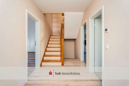 Flur im Eingangsberiech Flur im Eingangsberiech - Doppelhaushälfte in 13053 Berlin mit 101m² kaufen