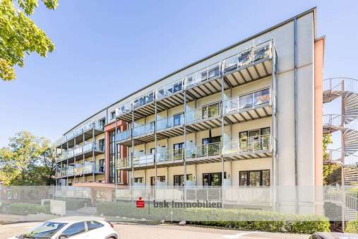 Hausansicht - Etagenwohnung in 14195 Berlin mit 17m² kaufen