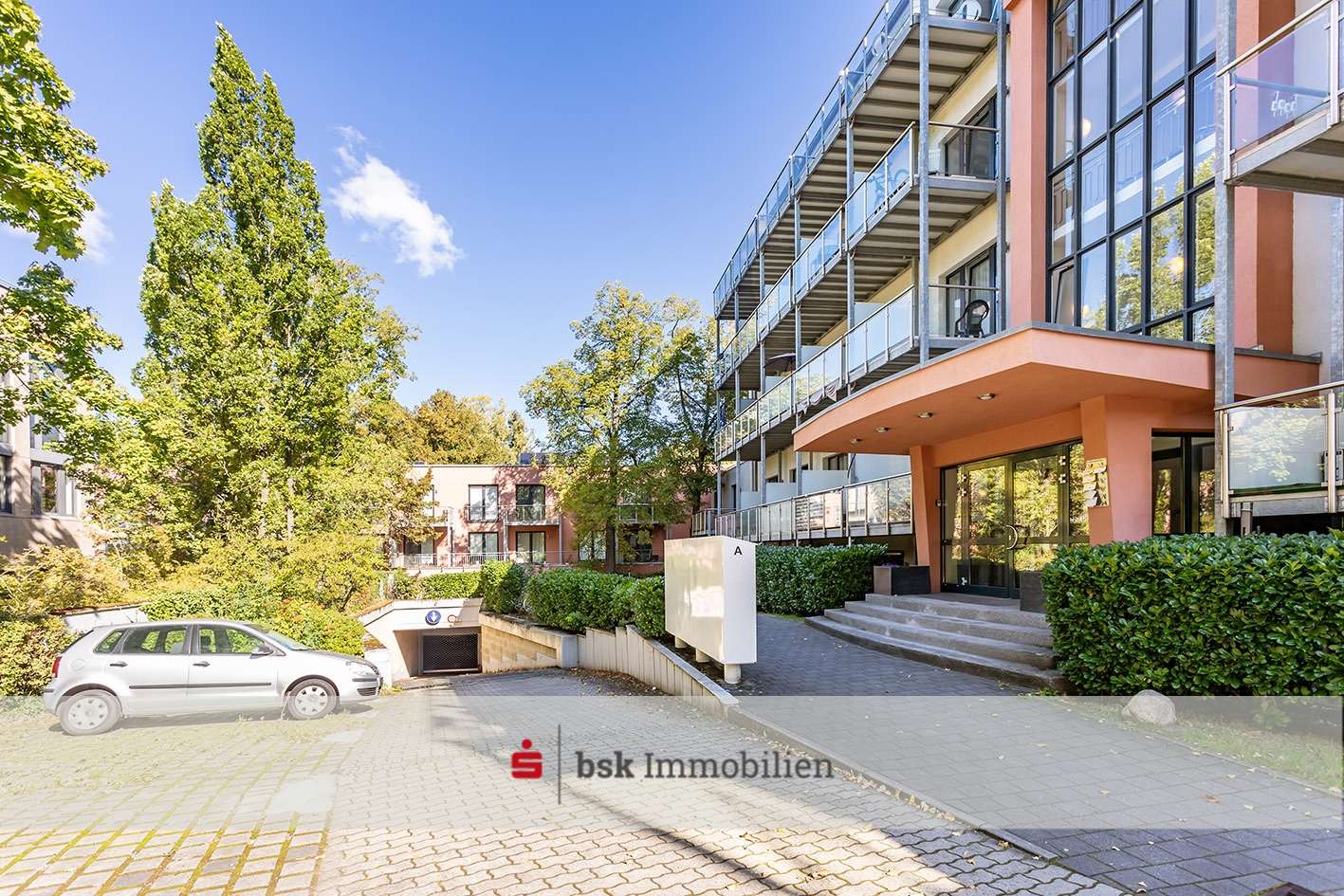 Eingang - Etagenwohnung in 14195 Berlin mit 17m² kaufen