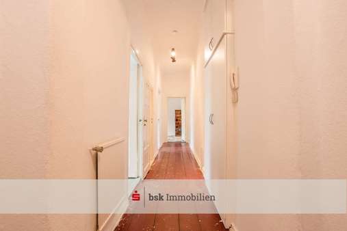 Flur - Etagenwohnung in 12163 Berlin mit 63m² kaufen