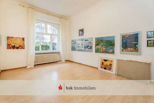 Wohnzimmer - Erdgeschosswohnung in 10825 Berlin mit 64m² kaufen