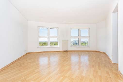 Wohnzimmer - Etagenwohnung in 10315 Berlin mit 63m² kaufen