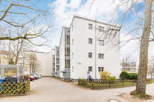 Rückansicht - Etagenwohnung in 12157 Berlin mit 66m² kaufen