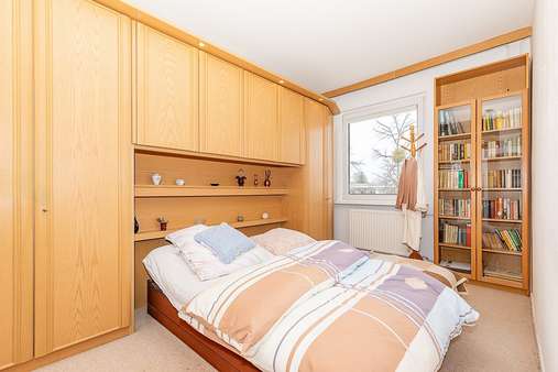 Schlafzimmer - Etagenwohnung in 12157 Berlin mit 66m² kaufen