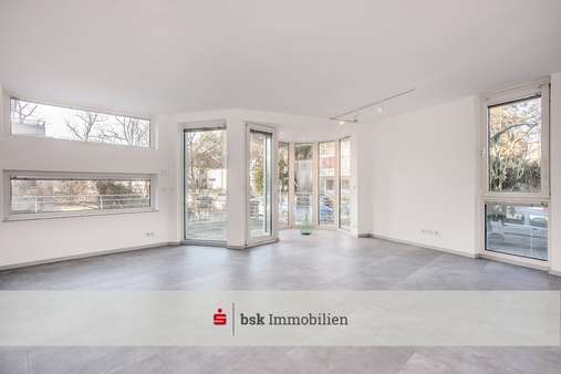 Wohnzimmer - Wohnung in 14050 Berlin mit 112m² kaufen