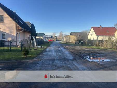 Umgebung - Grundstück in 12526 Berlin mit 2560m² kaufen