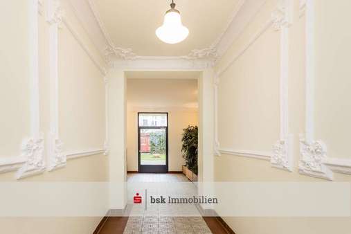 Hauseingang - Etagenwohnung in 10827 Berlin mit 101m² kaufen