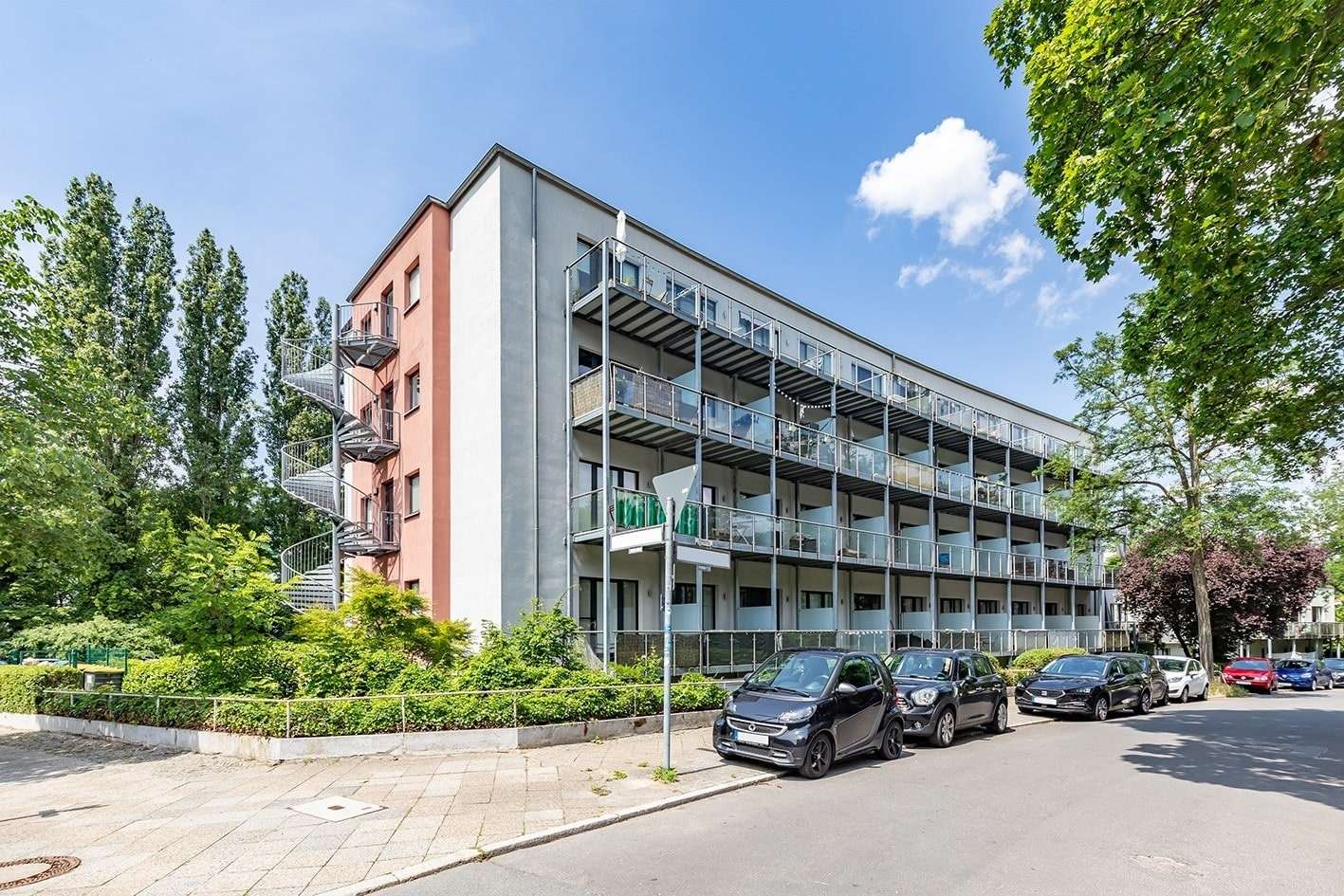 Außenansicht - Erdgeschosswohnung in 14195 Berlin mit 29m² kaufen