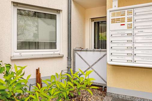 Balkon - Erdgeschosswohnung in 13158 Berlin mit 57m² kaufen