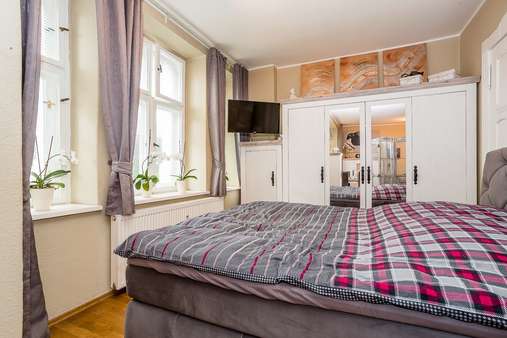 Schlafbereich - Souterrain-Wohnung in 12161 Berlin mit 62m² günstig kaufen