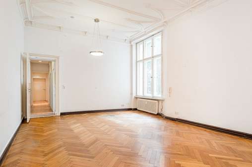 Wohnzimmer - Etagenwohnung in 10719 Berlin mit 177m² kaufen