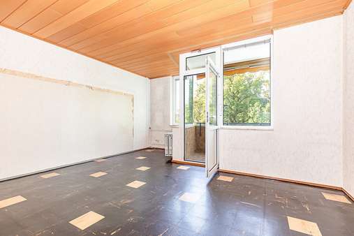 Wohnzimmer - Etagenwohnung in 13437 Berlin mit 52m² kaufen