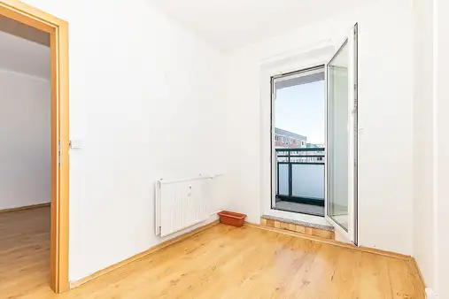 Gemütliche 2-Zimmer-Wohnung mit Balkon nahe U-Bahnhof Hönow