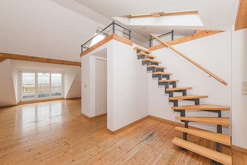 Wohnbereich - Dachgeschosswohnung in 10115 Berlin mit 64m² kaufen