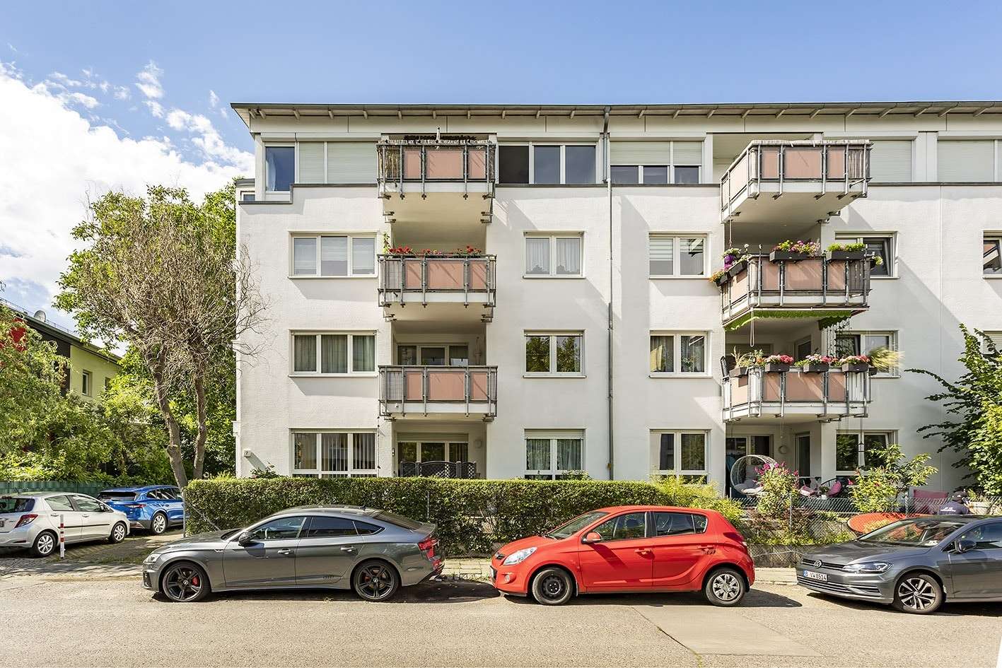 Hausansicht - Etagenwohnung in 12527 Berlin mit 72m² kaufen