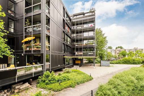 Außenansicht - Etagenwohnung in 10555 Berlin mit 105m² kaufen