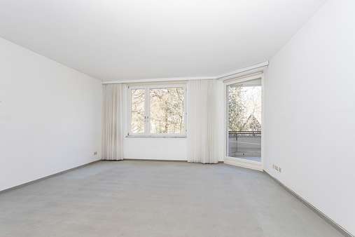 Schlafzimmer - Etagenwohnung in 12207 Berlin mit 125m² günstig kaufen