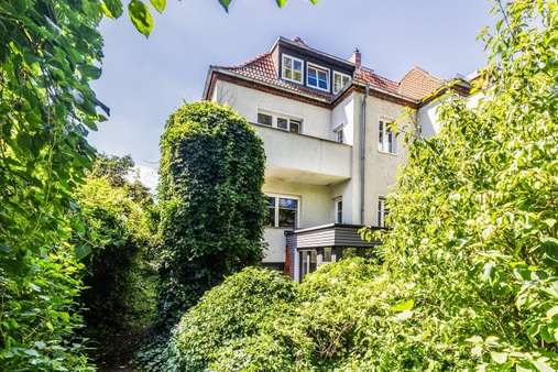 Hinteransicht des Hauses - Reihenendhaus in 10318 Berlin mit 226m² kaufen