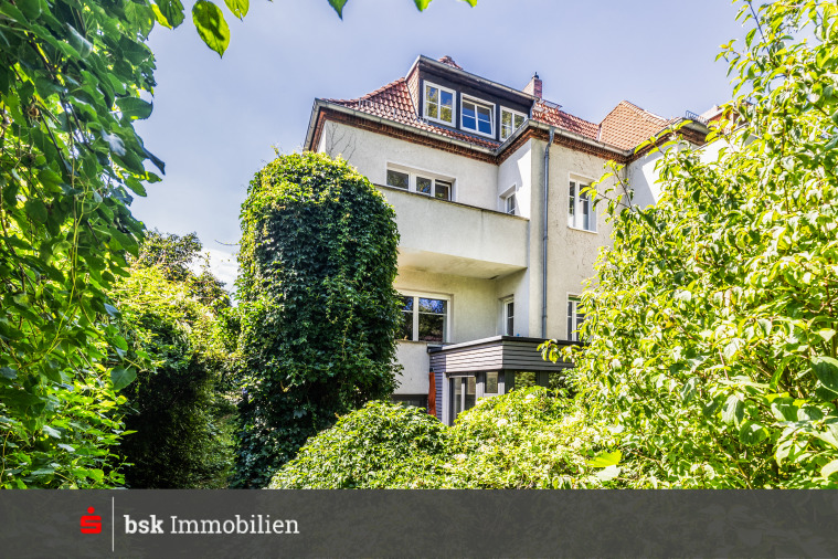 Hinteransicht des Hauses - Reihenendhaus in 10318 Berlin mit 226m² kaufen