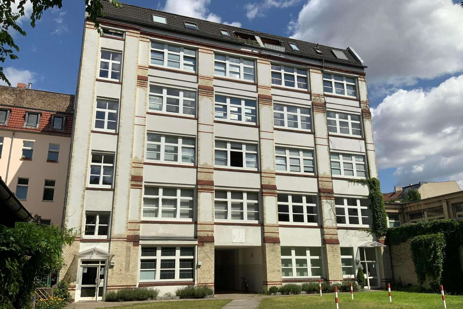 Hausansicht - Büro in 10555 Berlin mit 574m² kaufen