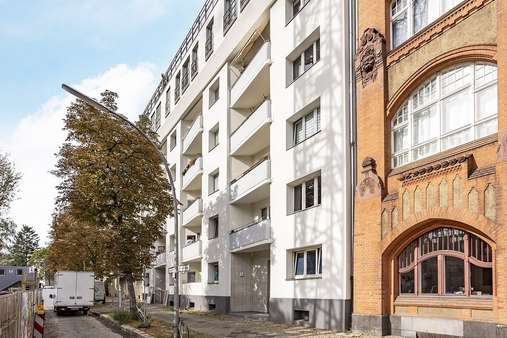 Außenansicht - Erdgeschosswohnung in 10779 Berlin mit 55m² kaufen