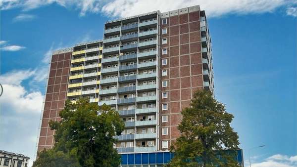 Etagenwohnung in 18057 Rostock mit 34m² kaufen