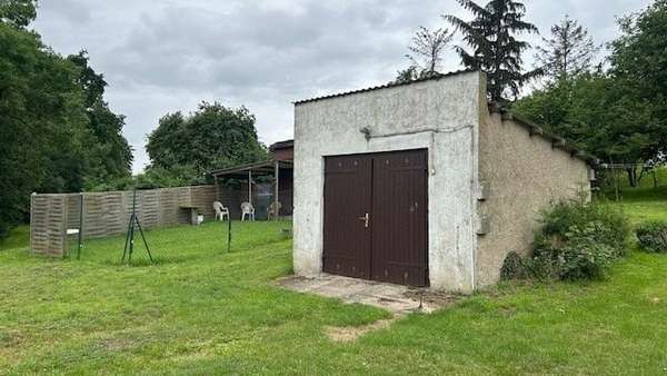 Einzelgarage - Mehrfamilienhaus in 17168 Sukow-Levitzow mit 504m² kaufen