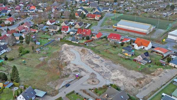 null - Grundstück in 18107 Elmenhorst/Lichtenhagen mit 607m² kaufen