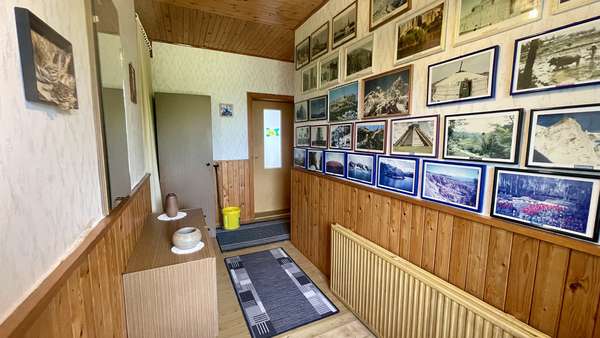Eingangsbereich Flur - Doppelhaushälfte in 18334 Bad Sülze mit 90m² kaufen