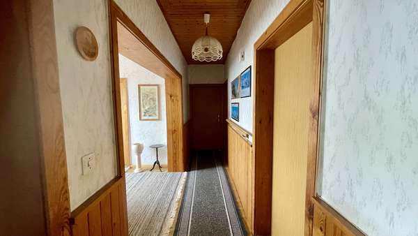 Flur - Doppelhaushälfte in 18334 Bad Sülze mit 90m² kaufen