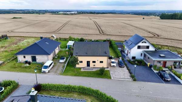 Außenaufnahme Außenaufnahme - Einfamilienhaus in 18236 Kröpelin mit 136m² kaufen