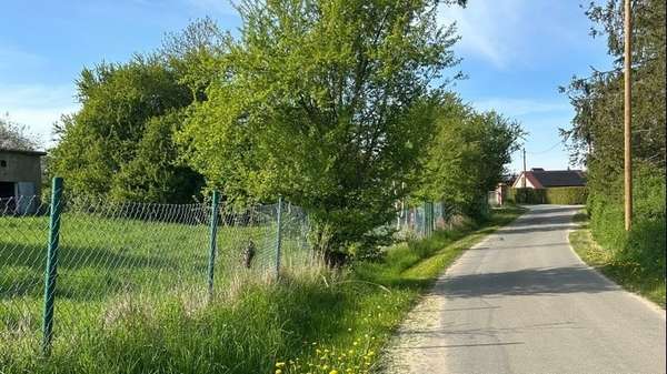 Anliegerstraße - Grundstück in 18299 Laage mit 1820m² kaufen