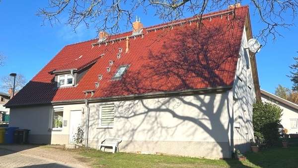 südliche Gebäudeansicht - Mehrfamilienhaus in 18236 Kröpelin mit 170m² als Kapitalanlage kaufen