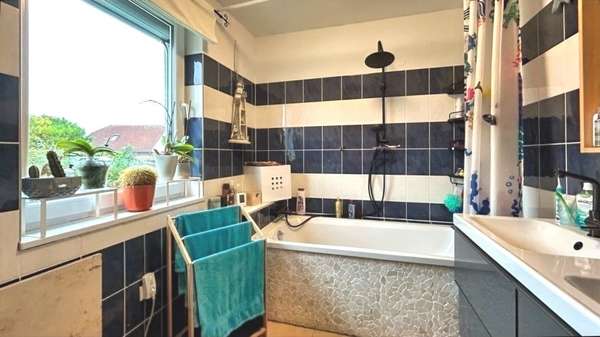 Badezimmer - Bungalow in 18059 Ziesendorf mit 74m² kaufen