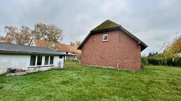 Giebelansicht - Doppelhaushälfte in 18337 Marlow mit 112m² kaufen