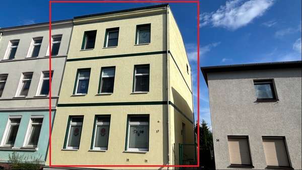 Ansicht Straßenseite Ansicht Straßenseite - Reihenendhaus in 18273 Güstrow mit 140m² kaufen