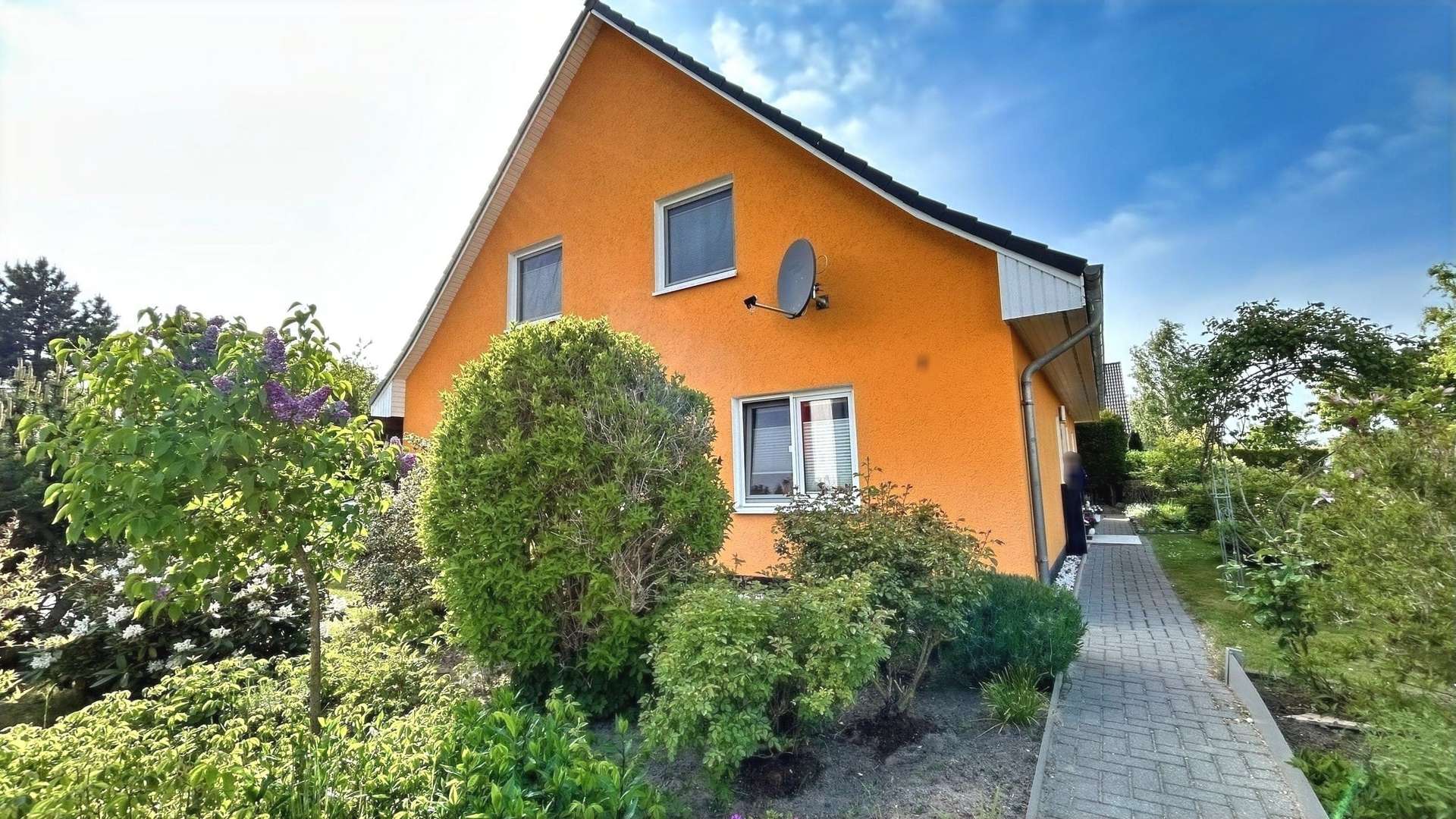Titelbild - Zweifamilienhaus in 18211 Admannshagen-Bargeshagen mit 168m² kaufen