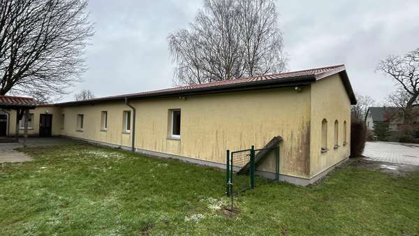 Ansicht Rückseite - Sonstige in 17168 Sukow-Levitzow mit 145m² kaufen
